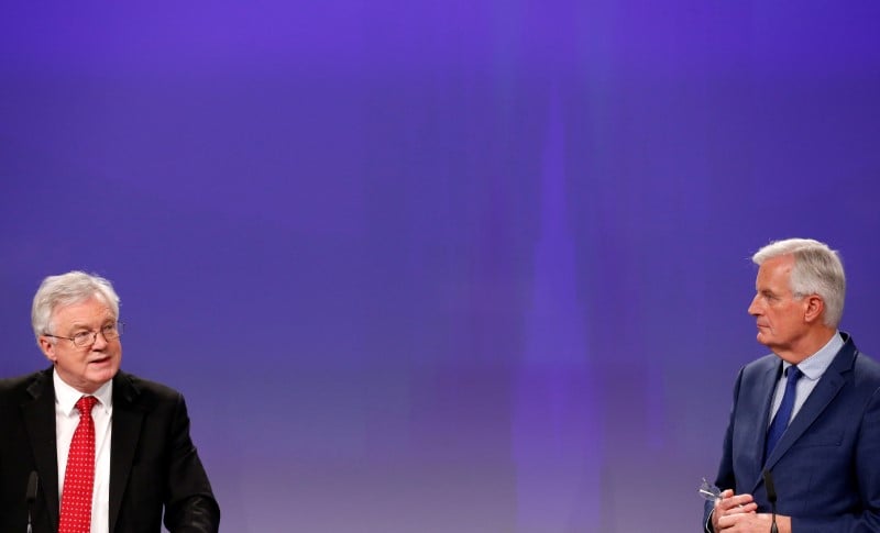 Brexit: barnier et davis lancent une semaine studieuse