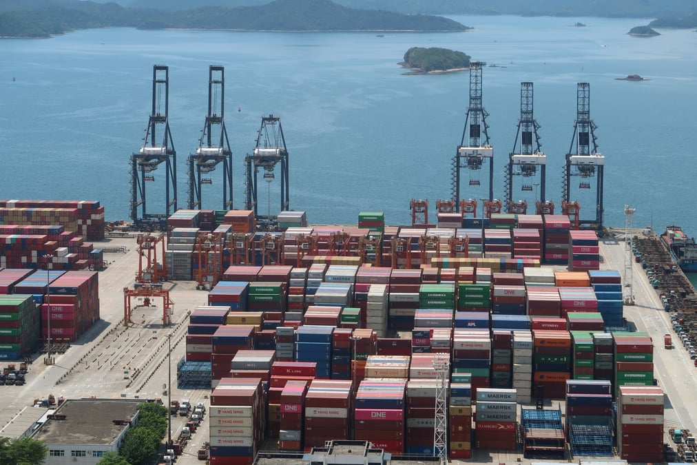 Chine: acceleration des importations et exportations sur fond de reprise mondiale