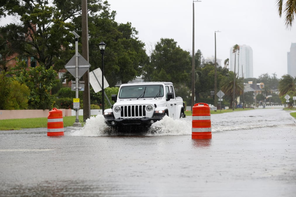 Une tempete tropicale s'approche de la cote du golfe de floride
