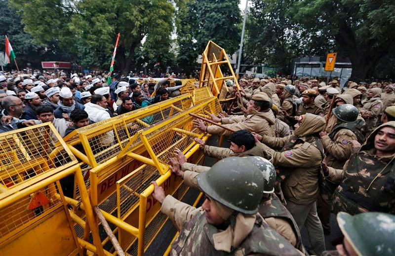 Incidents à New Delhi lors d'un sit-in du parti anti-corruption