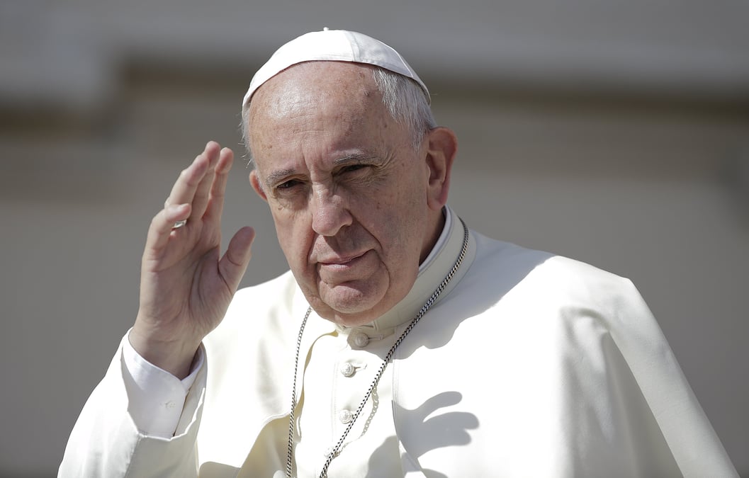 Le pape appelle a ne pas fermer les portes aux migrants