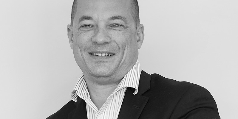 Éric Mota, co-fondateur de Forsis, avec son frère Christophe