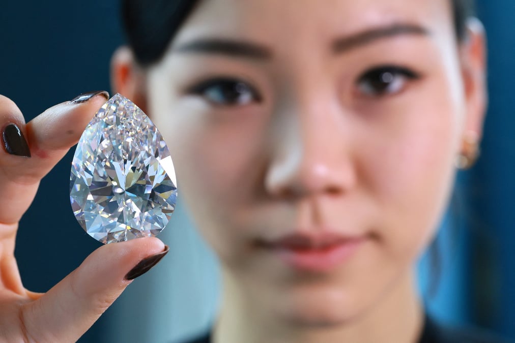 Le diamant blanc "the rock" mis aux encheres