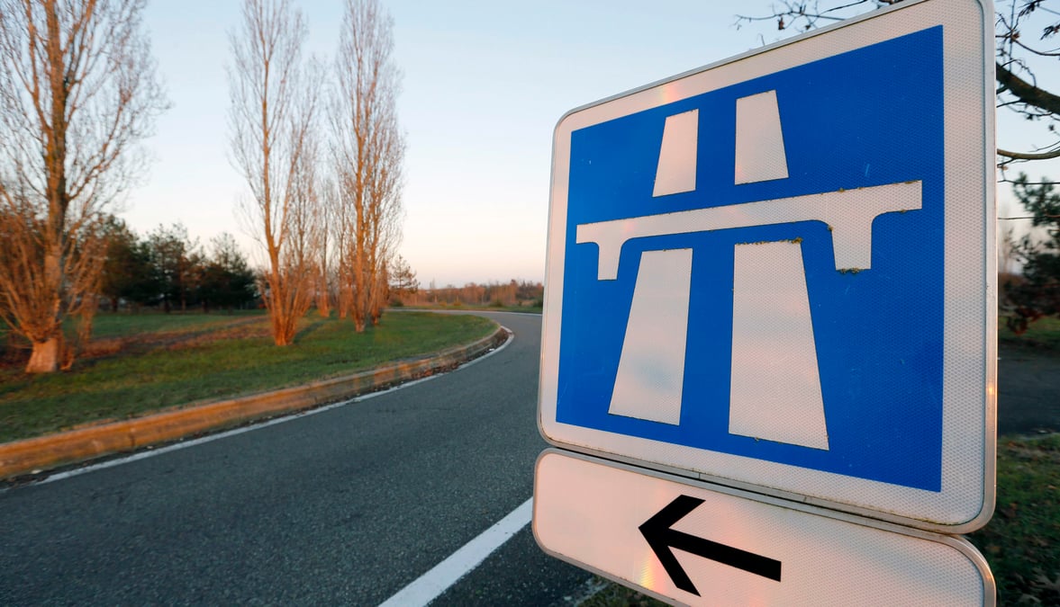 Des associations d’usagers s’opposent a la prolongation des concessions autoroutieres
