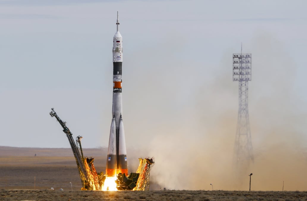 Le premier astronaute danois et deux cosmonautes russe et kazakh en route pour l'iss