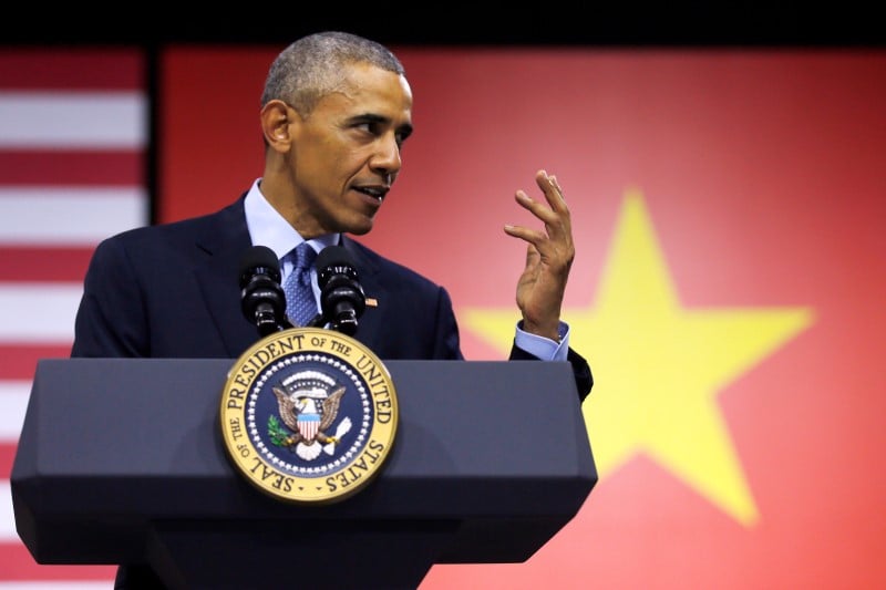 Au vietnam, obama tente de rassurer l'asie sur la presidentielle americaine