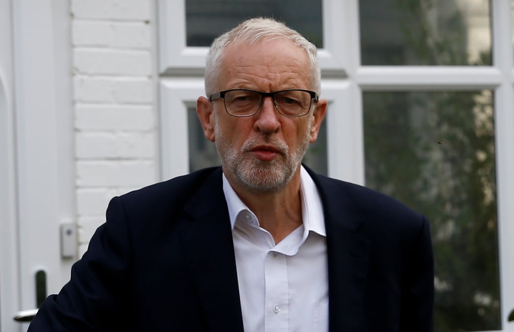 Corbyn va reunir les partis d'opposition hostiles a un brexit sans accord