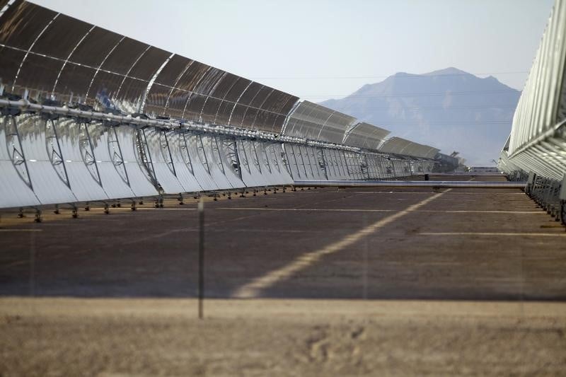 Le groupe espagnol abengoa obtient le soutien de creanciers et evite la faillite