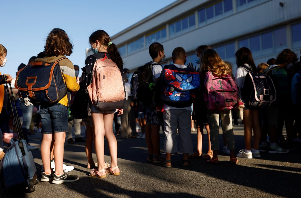 France: deuxieme rentree scolaire sous le signe du covid-19