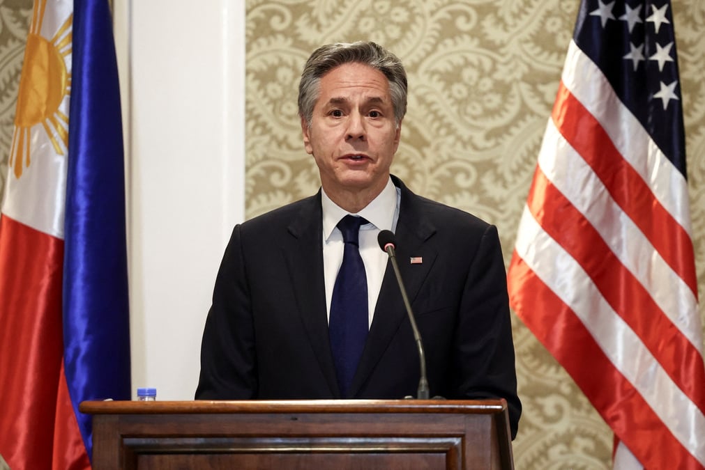 Le secretaire d'etat americain antony blinken s'exprime lors d'une conference de presse conjointe avec le secretaire philippin aux affaires etrangeres enrique manalo a manille aux philippines