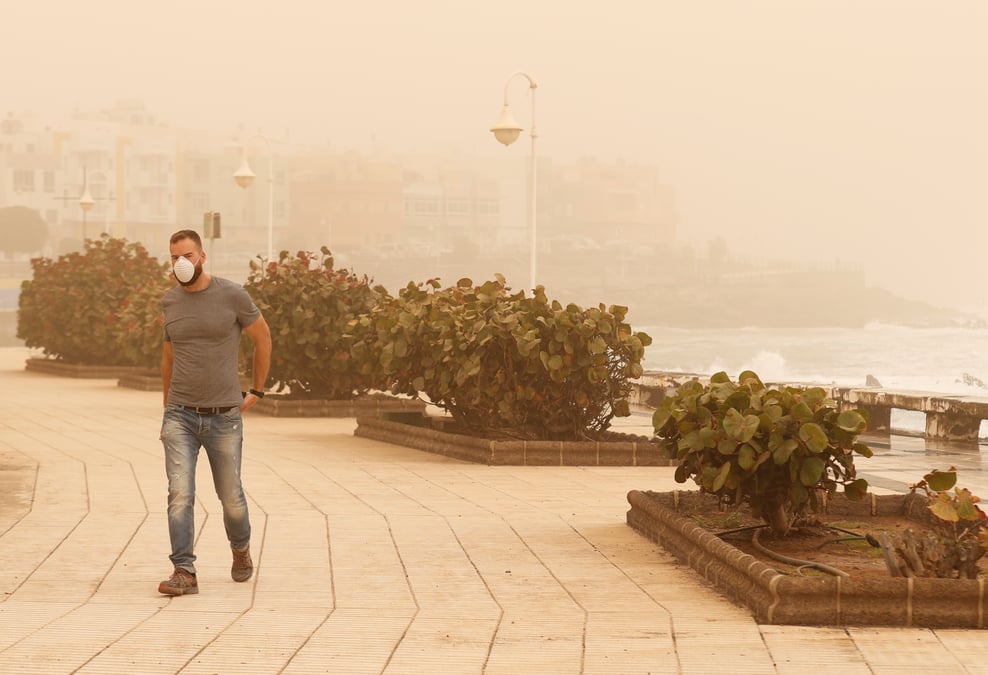 Coronavirus: un hotel aux canaries confine