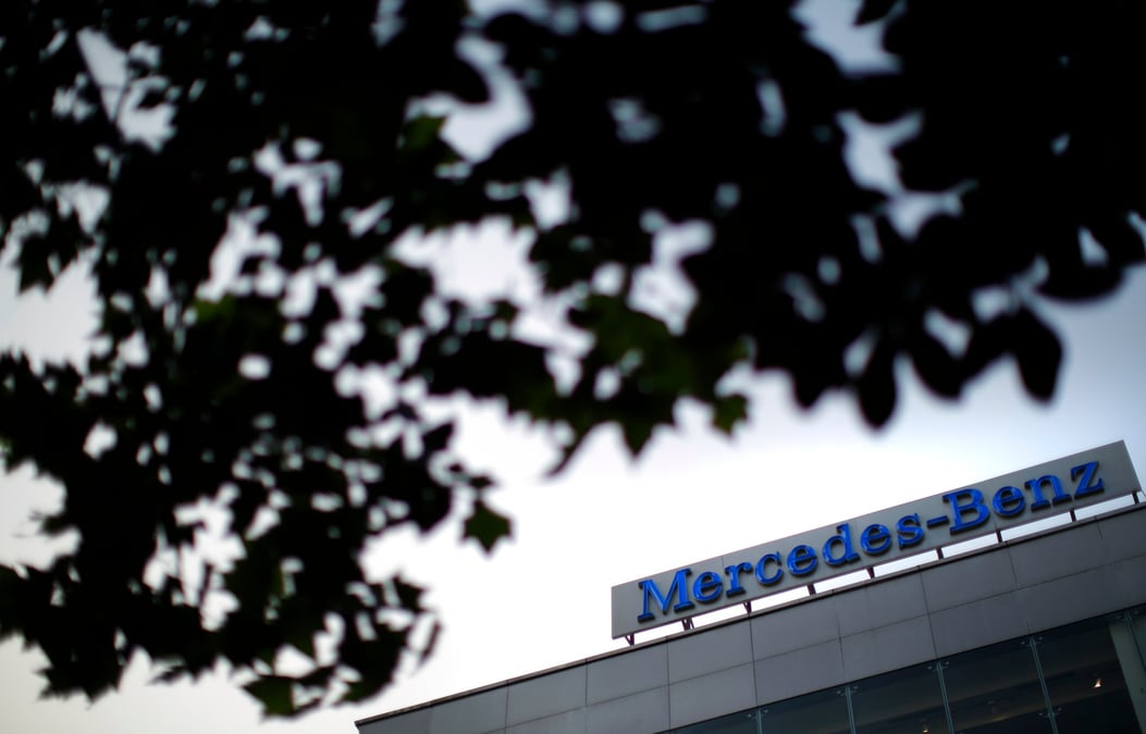 Un concessionnaire mercedez-benz en chine