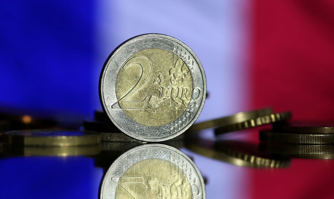 France: la croissance economique du t2 revisee en hausse, a +1,1%