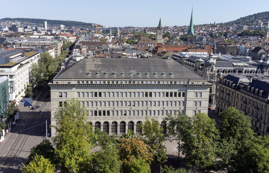 Vue du batiment de la banque nationale suisse (bns) a zurich