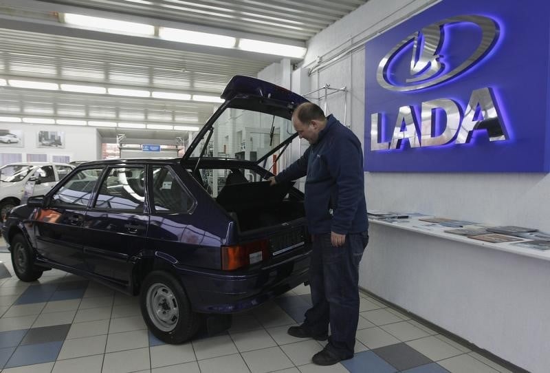 Les ventes de voitures neuves en Russie stables en mars