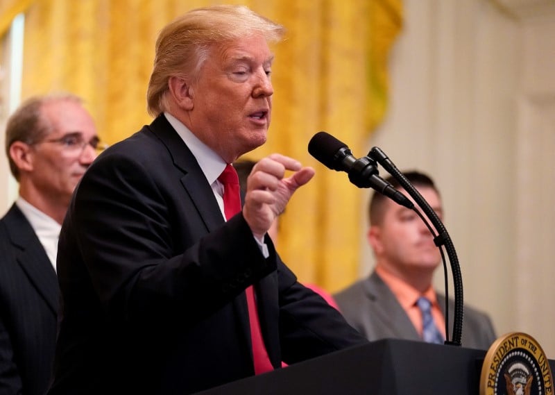 Usa: donald trump evoque une nouvelle reforme fiscale a l'automne