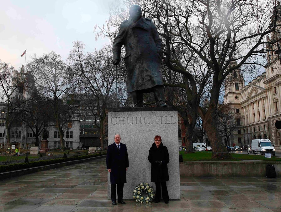 Londres marque le 50e anniversaire des funerailles de winston churchill