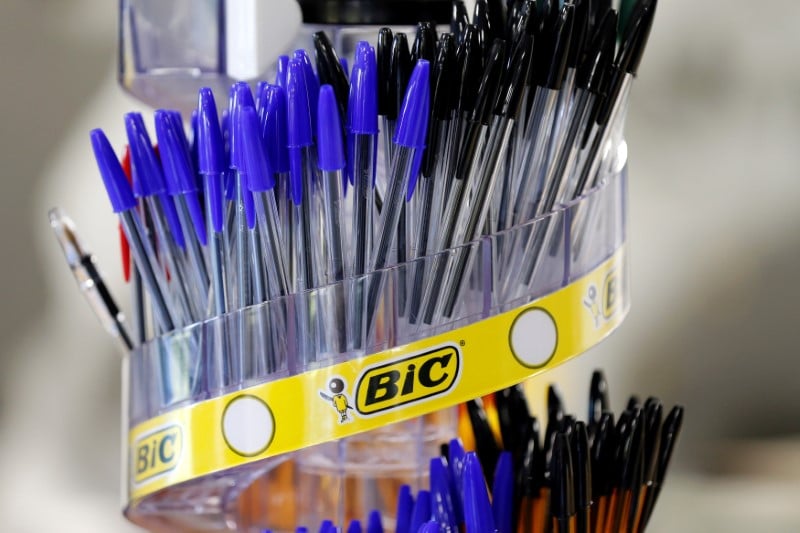 Bic annonce un recul de 23,2% de son benefice net en 2016