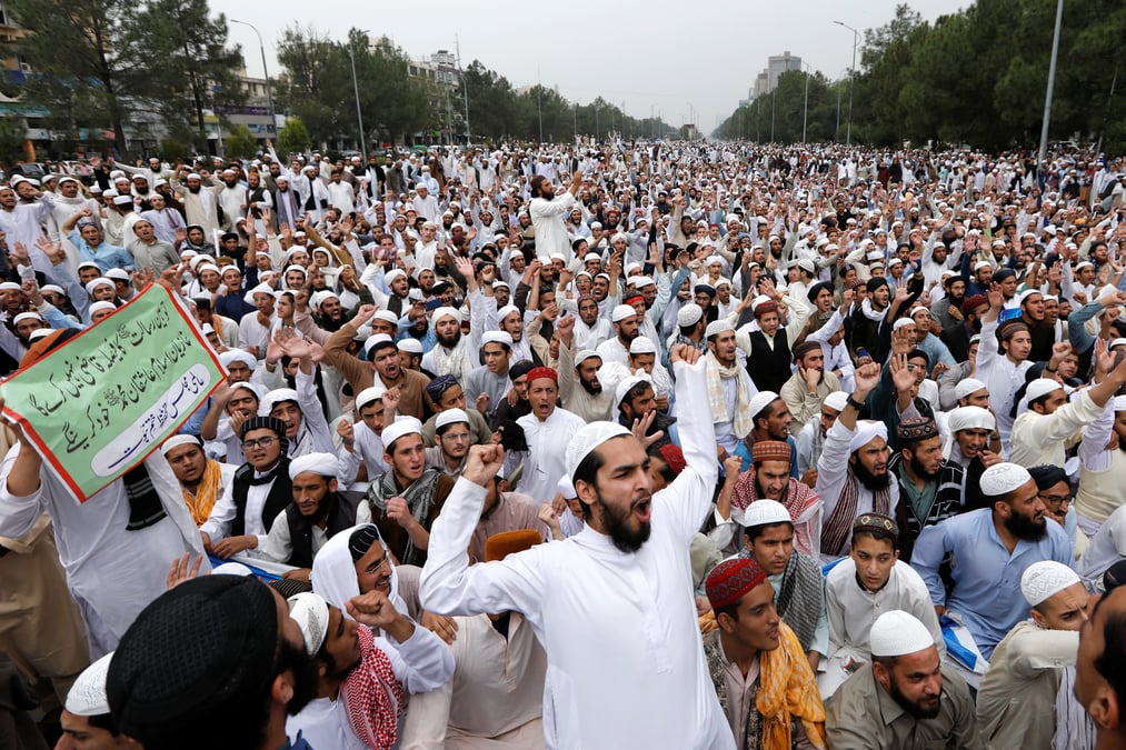 Bibi: les reseaux de telephonie mobile suspendus au pakistan