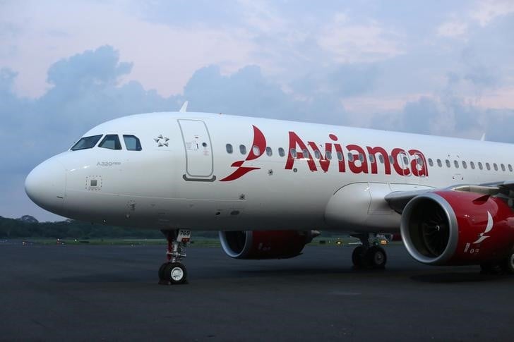 Avianca pourrait reduire de moitie sa commande de 100 airbus