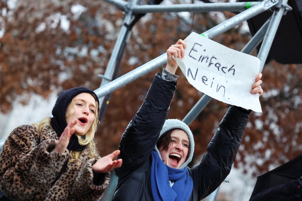 Manifestation contre l'extremisme de droite et pour la protection de la democratie, a berlin