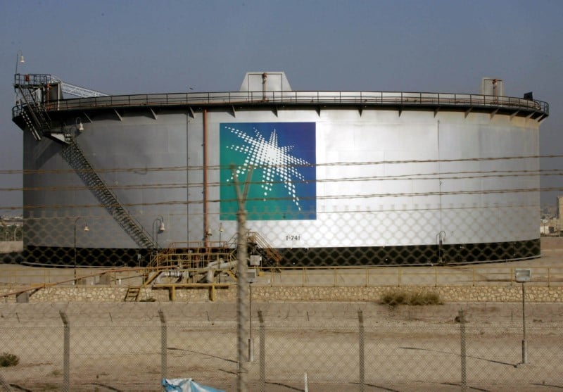 Aramco invite des banques a postuler pour son entree en bourse