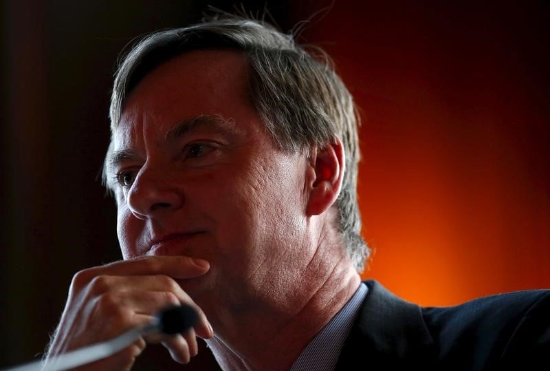 Evans voit encore deux hausses de taux en 2017