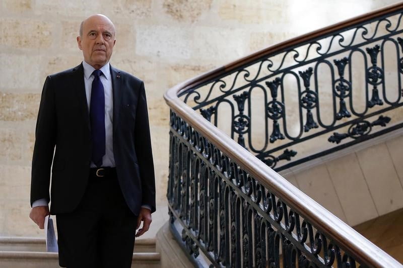 Juppe veut reaffirmer ses valeurs au sein de la droite