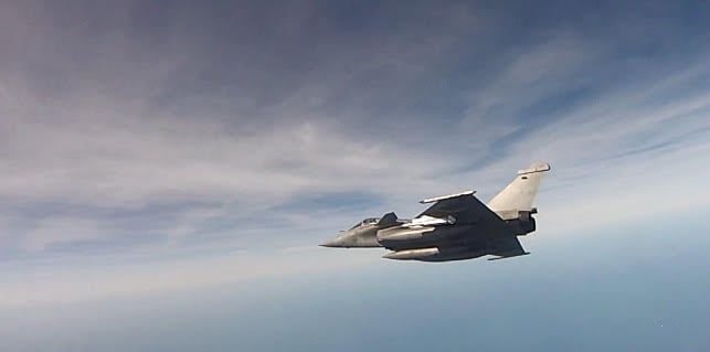 En dix ans, les industriels français ont exporté pour 25,7 millions d'euros de matériels militaires aux forces armées bangladaises