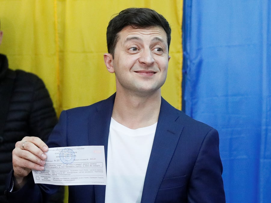 2e tour en ukraine, un comedien bien parti pour devenir president