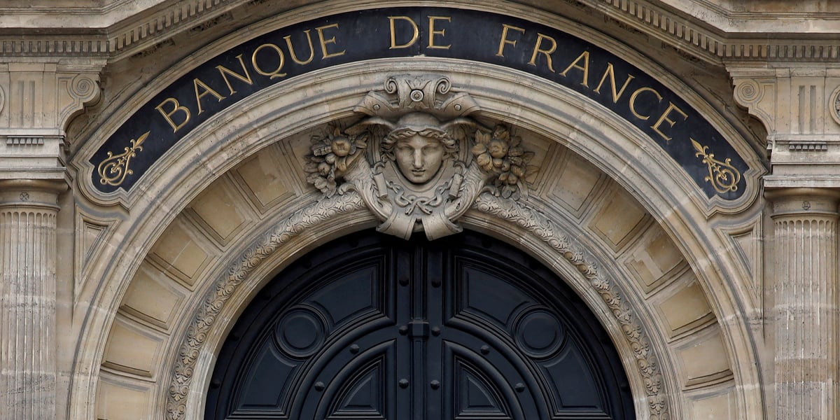 France: l'activite se stabilise, les previsions confortees, declare la banque de france
