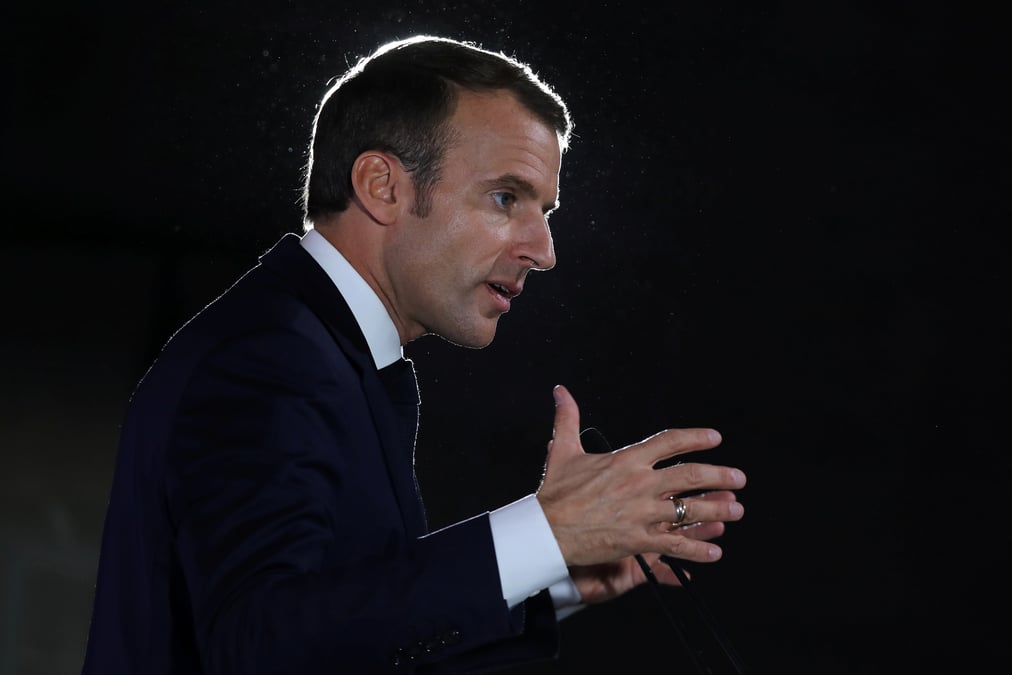 Macron entame son entretien avec poutine en esperant "eviter la guerre"