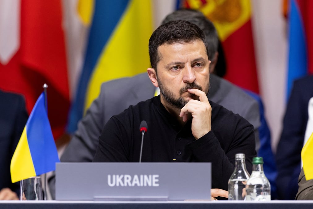 Techniquement, le dispositif de la Berd a été mis sur pied avec le courtier d'assurance britannique Aon et doit permettre aux assureurs ukrainiens de couvrir les risques via les sociétés de réassurance internationales.