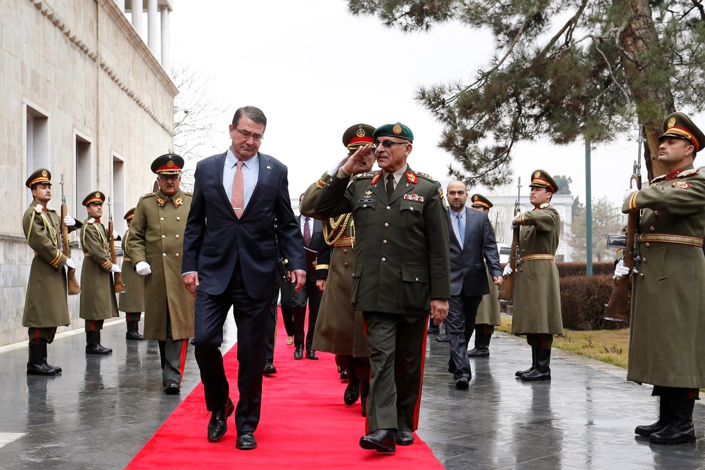 Le nouveau secretaire americain a la defense ash carter en afghanistan 