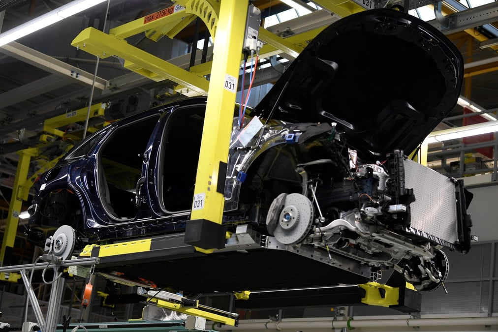Baisse de 7,4% du marche automobile europeen en janvier, selon l'acea