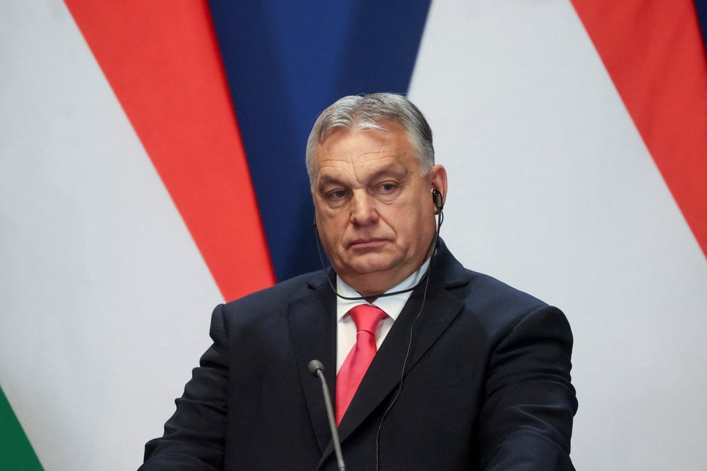 Le Premier ministre hongrois Viktor Orban, qui a levé jeudi son veto, a justifié son revirement par le fait d'avoir reçu des « garanties » pour les milliards d'euros attribués à Budapest et suspendus par Bruxelles.