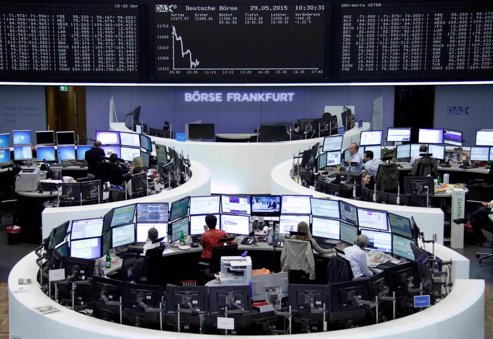 La bourse de francfort en repli a la mi-seance