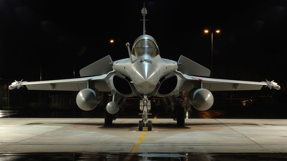 « L'exportation d'armement française est donc bel et bien une souveraineté exportée : l'Inde vient de le démontrer, au moment même où le Royaume Uni se retrouve piégé par l'Allemagne » (Le groupe Vauban).