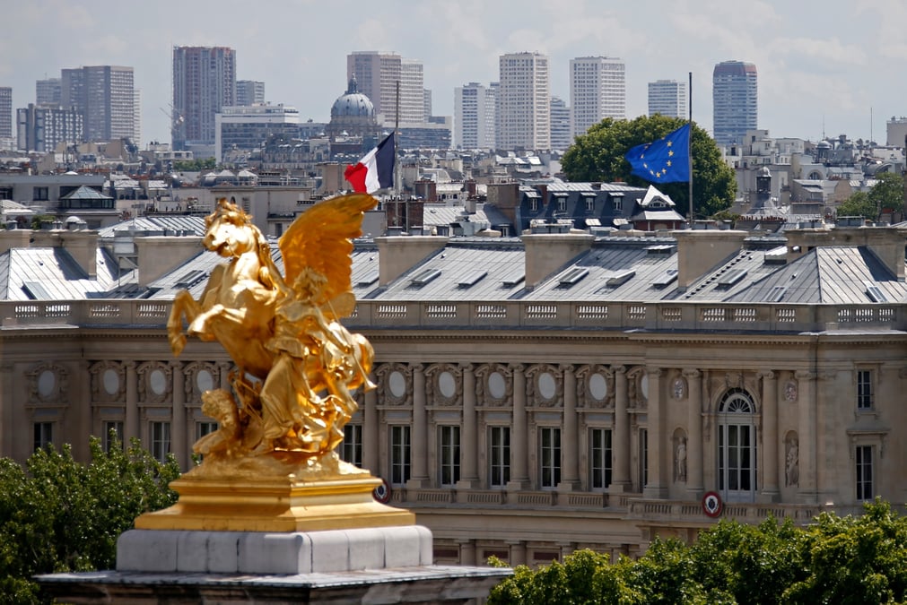 Vue du batiment du quai d'orsay a paris
