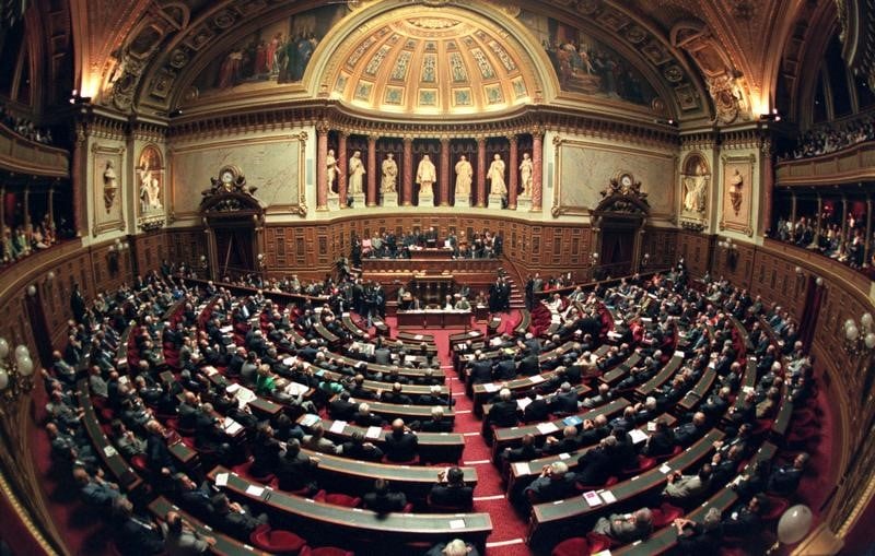 La justice enquete sur le patrimoine de l'ex-senateur vendasi