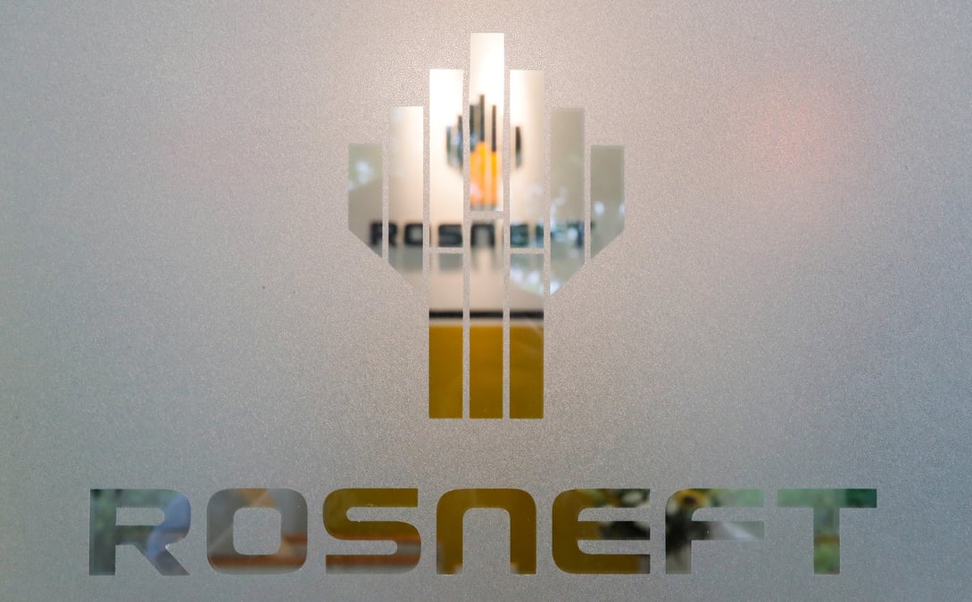 Photo d'archives du logo de rosneft