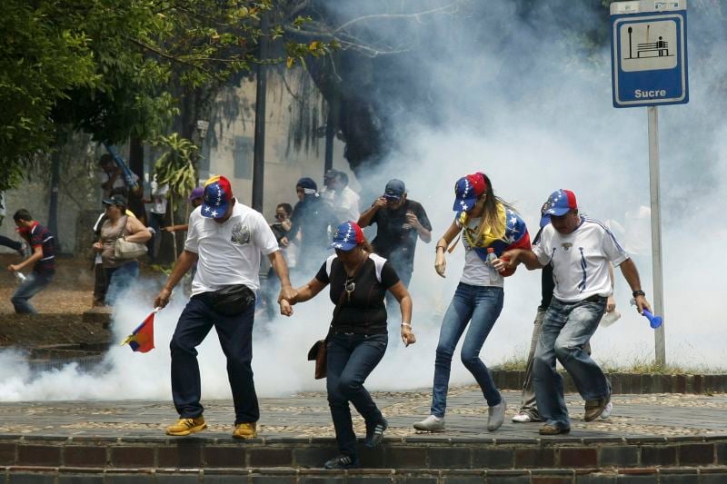 Nouvelles violences au Venezuela, où le bilan passe à 34 morts