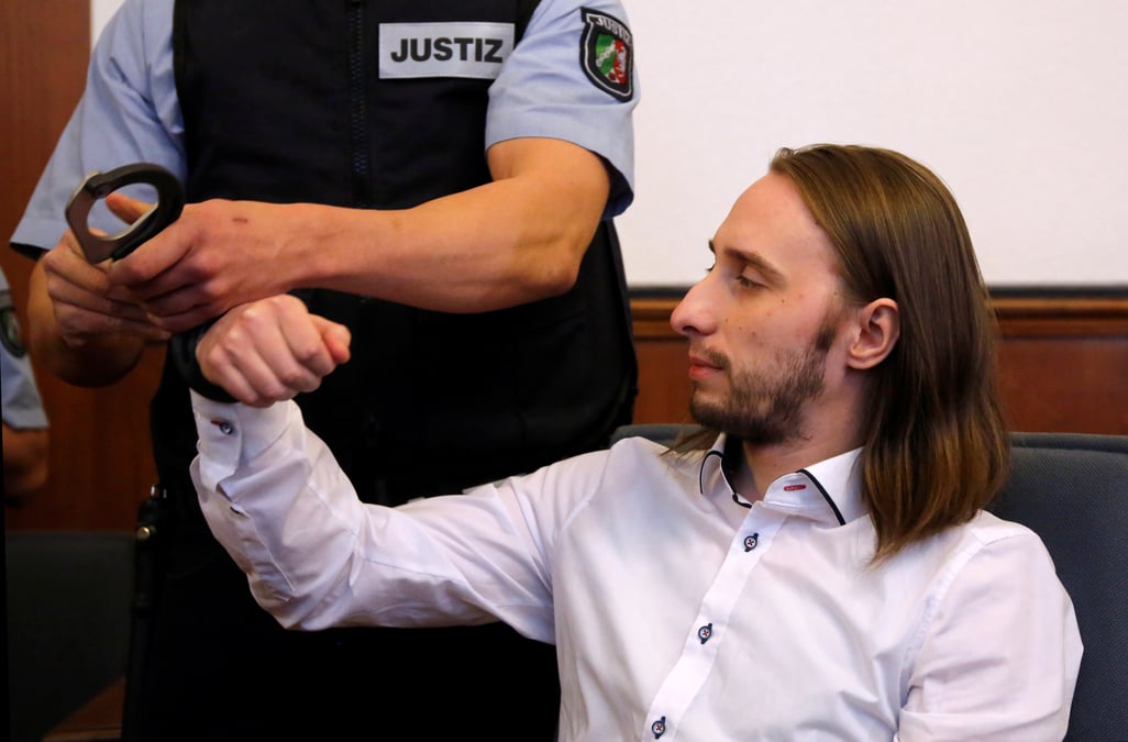 Bombe avant le match dortmund-monaco en 2017: 14 ans de prison