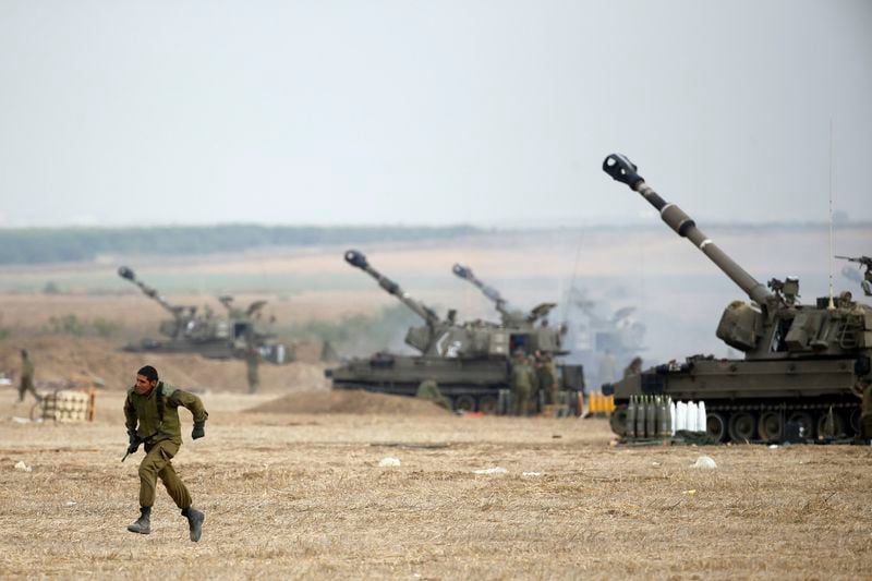 Israël pilonne à nouveau Gaza, enquête sur le rapt d'un soldat
