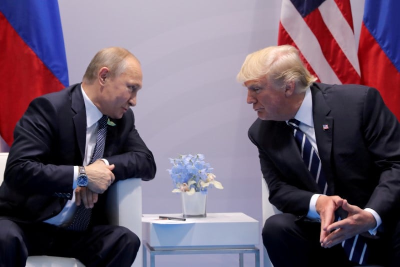 Trump evoquera la question de l'ingerence electorale avec poutine