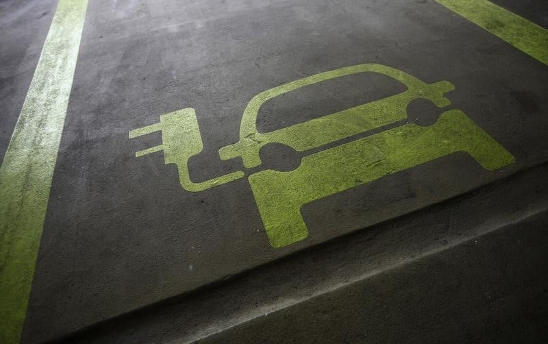 Audi veut lancer 2 vehicules electriques d'ici 2018-presse