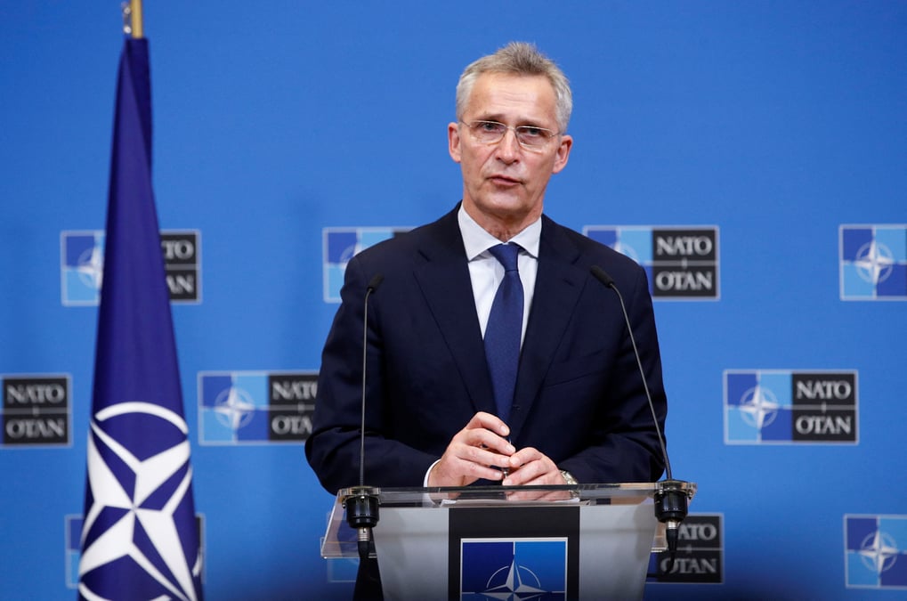 Ukraine: l'otan evoque le "pire", moscou regrette un dialogue de sourds