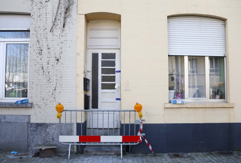 L'empreinte de salah abdeslam retrouvee dans l'appartement perquisitionne en belgique
