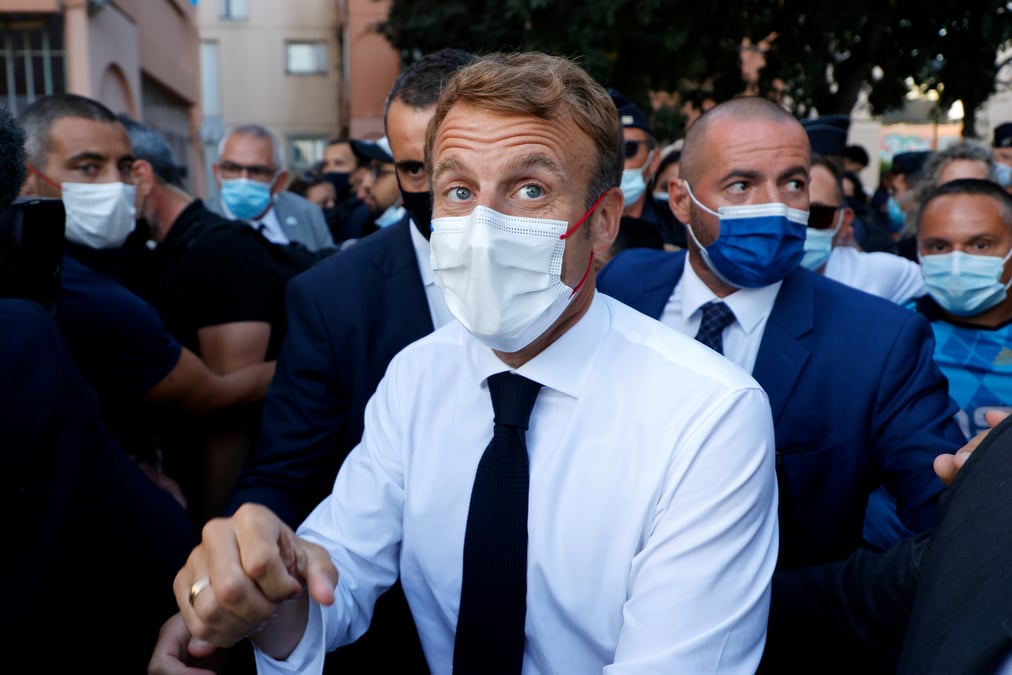 Les jeunes avec macron lancent leur affiche pre-presidentielle