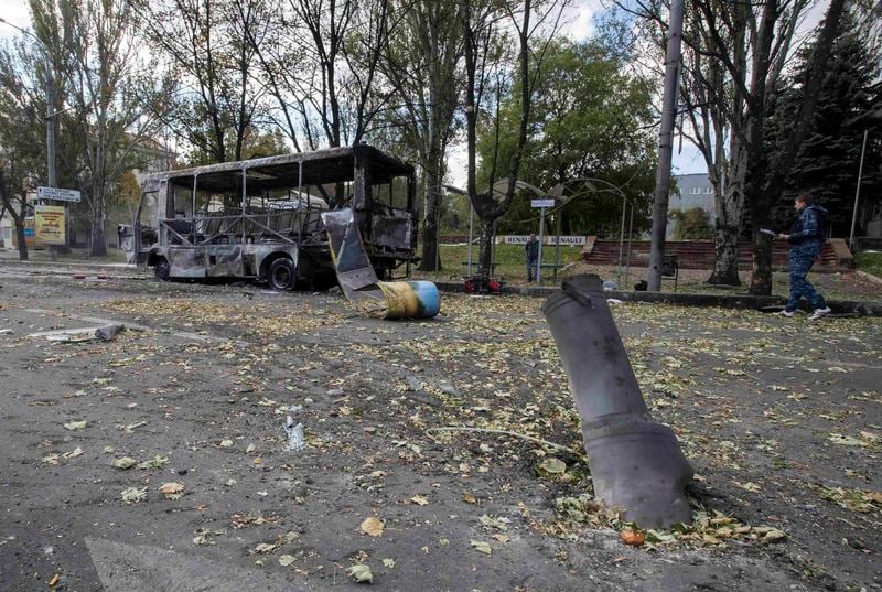 Au moins dix morts dans un bombardement à Donetsk